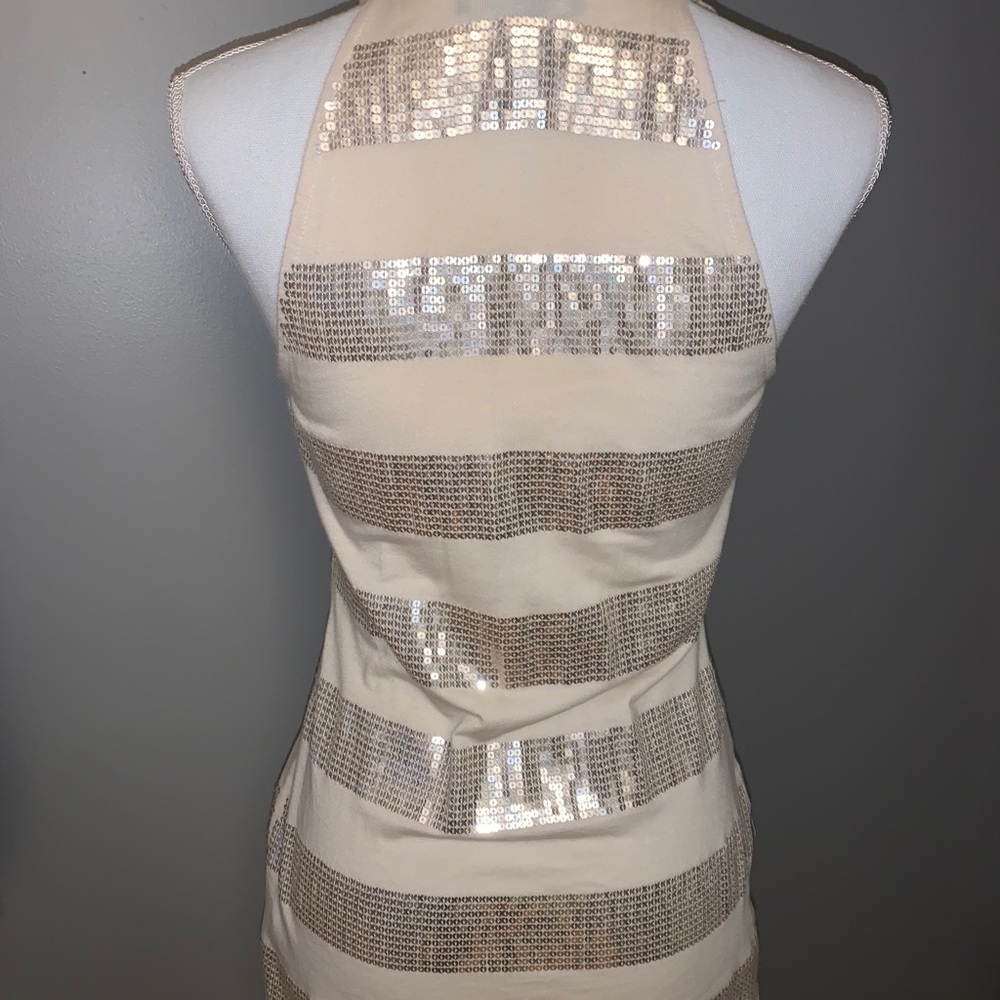 Sleeveless cowl neck fashion top - Picture 2 of 2